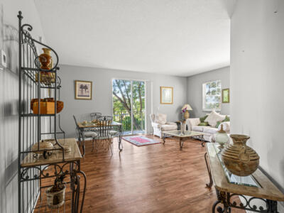 1951 Brandywine Road, West Palm Beach, FL 33409