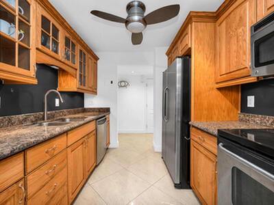 1111 S Ocean Boulevard, Boca Raton, FL 33432