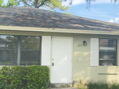 1015 Staghorn Street, Wellington, FL 33414