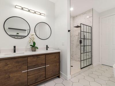 2502 N Dixie Highway, Lake Worth Beach, FL 33460