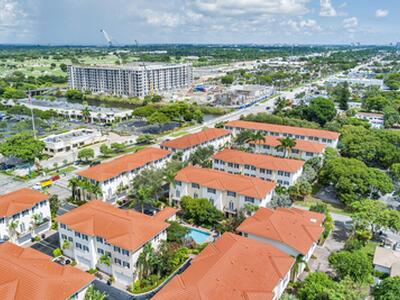 2502 N Dixie Highway, Lake Worth Beach, FL 33460