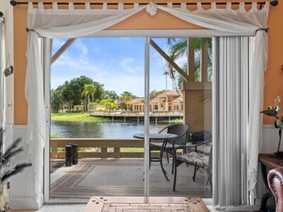 4887 Via Palm Lake, West Palm Beach, FL 33417