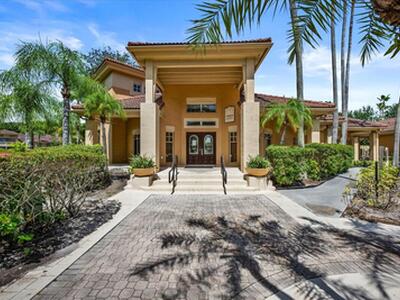 4887 Via Palm Lake, West Palm Beach, FL 33417