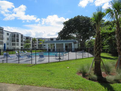 9233 SW 8th Street, Boca Raton, FL 33428