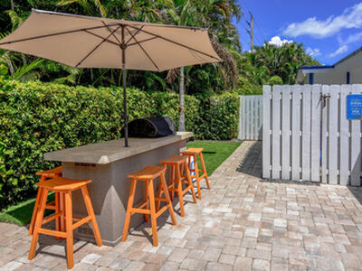 3396 Pebble Place, Jupiter, FL 33469