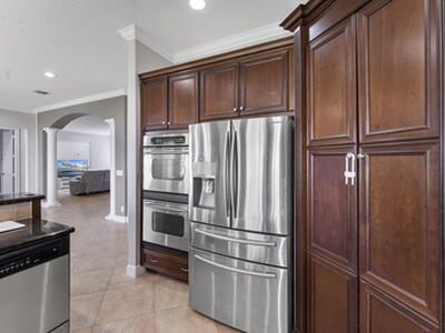 10133 Cobblestone Creek Drive, Boynton Beach, FL 33472