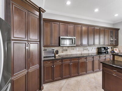 10133 Cobblestone Creek Drive, Boynton Beach, FL 33472