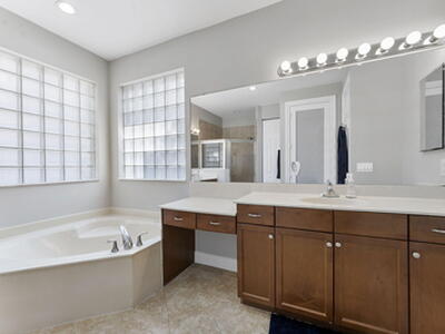 10133 Cobblestone Creek Drive, Boynton Beach, FL 33472