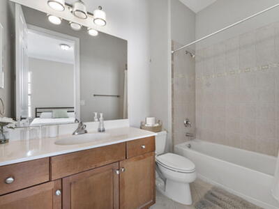 10133 Cobblestone Creek Drive, Boynton Beach, FL 33472