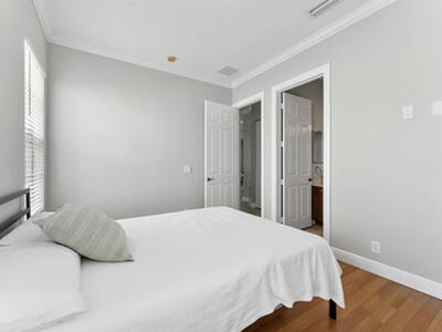 10133 Cobblestone Creek Drive, Boynton Beach, FL 33472