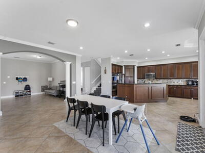 10133 Cobblestone Creek Drive, Boynton Beach, FL 33472