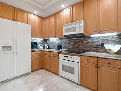 230 Ocean Grande Boulevard, Jupiter, FL 33477