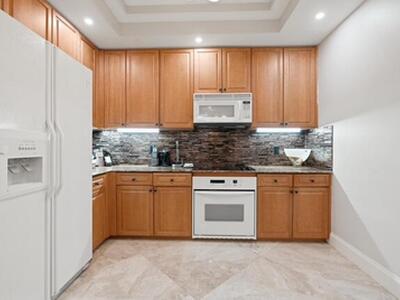 230 Ocean Grande Boulevard, Jupiter, FL 33477