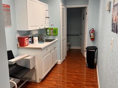 2331 N State Road 7, Lauderhill, FL 33313