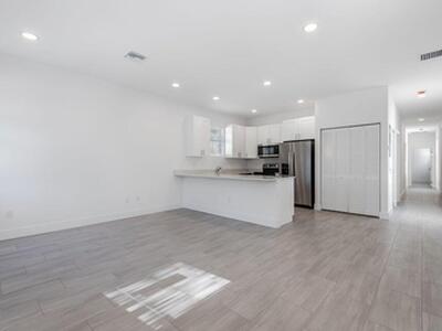 3763 Saginaw Avenue, West Palm Beach, FL 33409