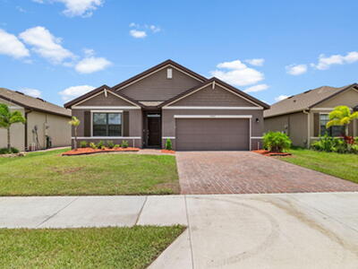 2053 Farmhouse Road SE, Palm Bay, FL 32909