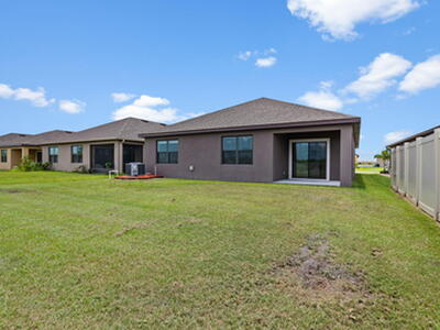 2053 Farmhouse Road SE, Palm Bay, FL 32909
