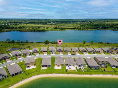 2053 Farmhouse Road SE, Palm Bay, FL 32909