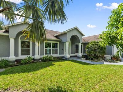 1901 SW Diamond Street, Port Saint Lucie, FL 34953