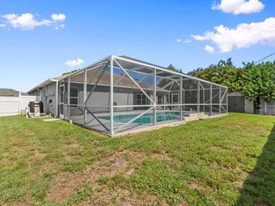 1901 SW Diamond Street, Port Saint Lucie, FL 34953