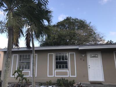 208 Coventry Street, Boca Raton, FL 33487