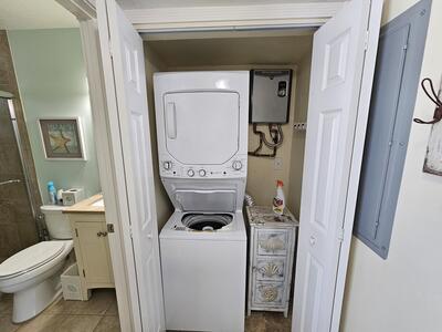 339 Virginia Street, Hollywood, FL 33019