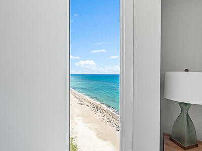 5540 N Ocean Drive, Singer Island, FL 33404