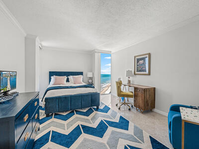 5540 N Ocean Drive, Singer Island, FL 33404