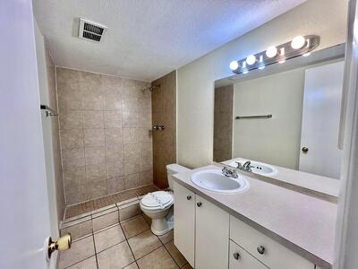 415 W Executive Center Drive, West Palm Beach, FL 33401
