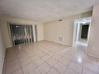 415 W Executive Center Drive, West Palm Beach, FL 33401