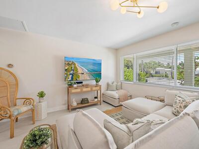 330 Macy Street, West Palm Beach, FL 33405