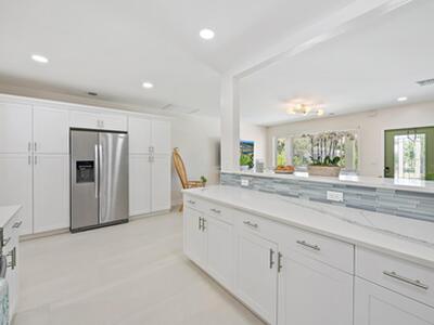 330 Macy Street, West Palm Beach, FL 33405