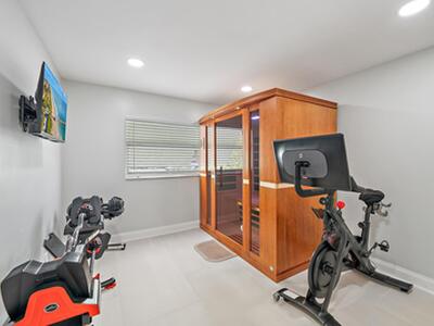 330 Macy Street, West Palm Beach, FL 33405