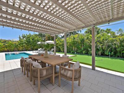 330 Macy Street, West Palm Beach, FL 33405