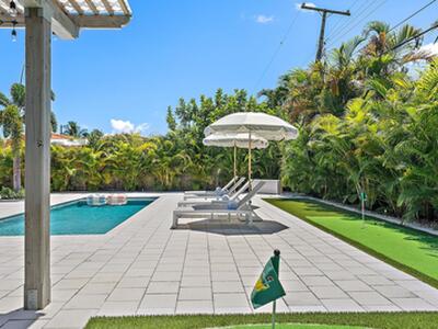 330 Macy Street, West Palm Beach, FL 33405