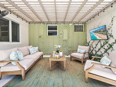 330 Macy Street, West Palm Beach, FL 33405