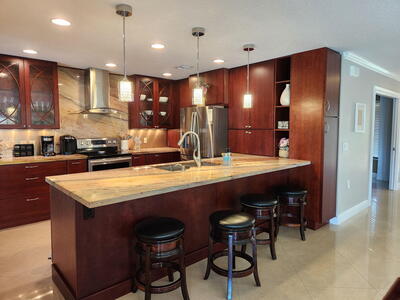 3250 Lakeview Boulevard, Delray Beach, FL 33445