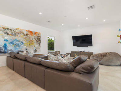 1504 Breakers West Boulevard, West Palm Beach, FL 33411