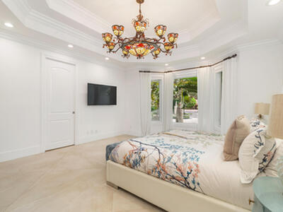 1504 Breakers West Boulevard, West Palm Beach, FL 33411