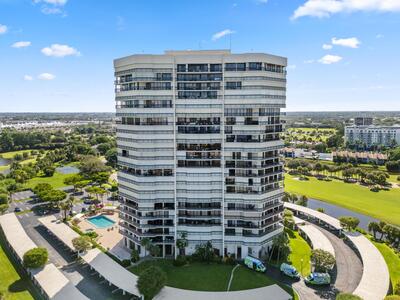 1900 Consulate Place, West Palm Beach, FL 33401