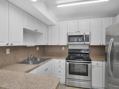 8050 Severn Drive, Boca Raton, FL 33433