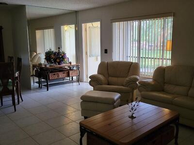 320 Knotty Pine Circle, Greenacres, FL 33463