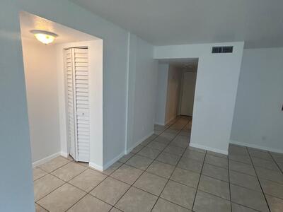 2000 N Congress Avenue, West Palm Beach, FL 33401