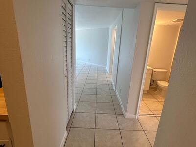 2000 N Congress Avenue, West Palm Beach, FL 33401