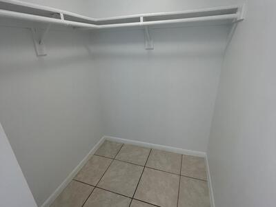 2000 N Congress Avenue, West Palm Beach, FL 33401