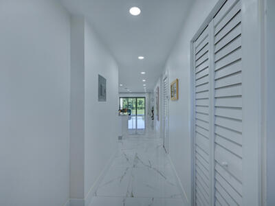 8545 Casa Del Lago, Boca Raton, FL 33433