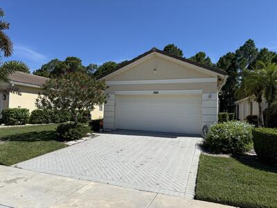 560 SW Indian Key Drive S, Port Saint Lucie, FL 34986