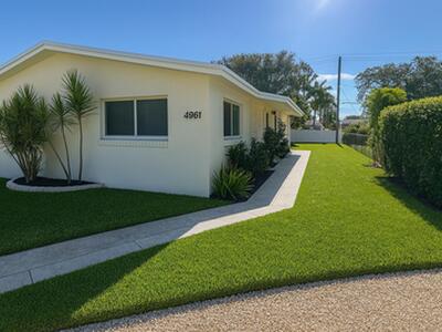 4961 SW 28th Terrace