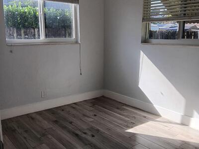 4961 SW 28th Terrace, Dania Beach, FL 33004