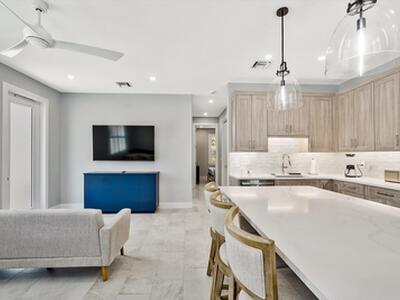 425 Hugh Street, Jupiter, FL 33458